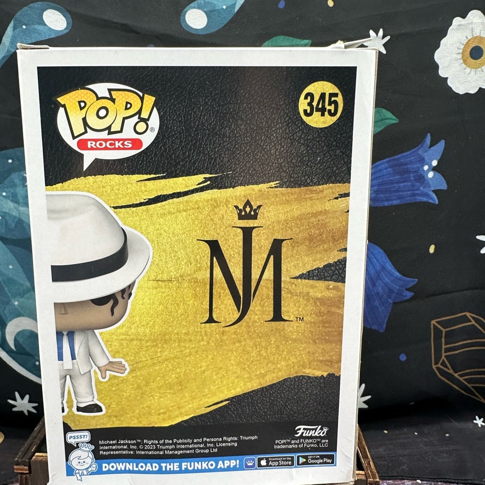 Funko Pop! Rock: Michael Jackson Smooth Criminal Vinyl Figure #345 - Picture 5 of 5